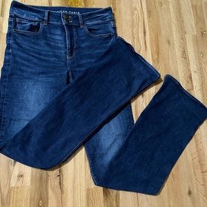 Size 8 extra long.  Only tried on never worn.  Tags taken off.